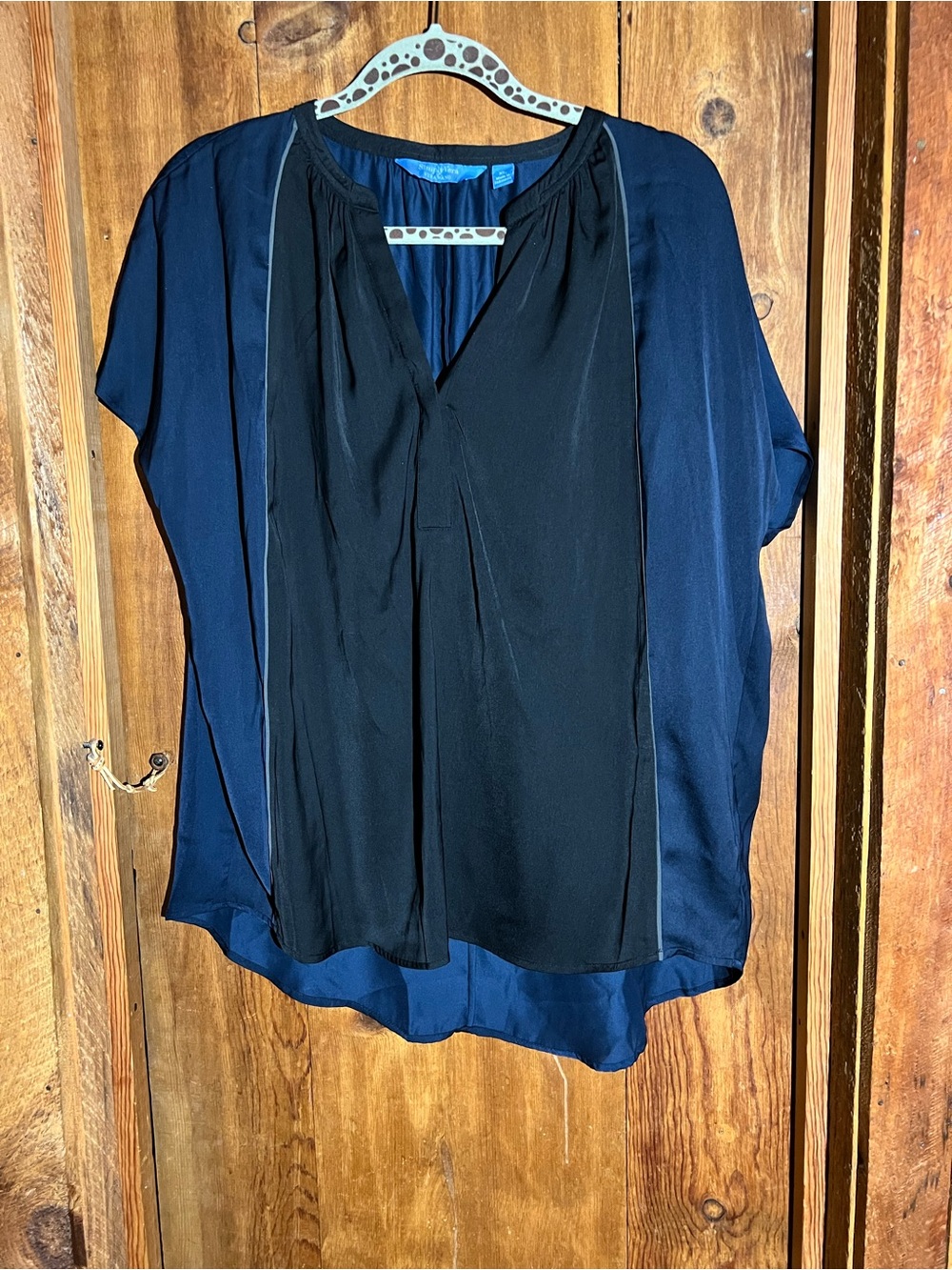 Simply Vera Vera Wang Navy and Black Short Sleeve Blouse